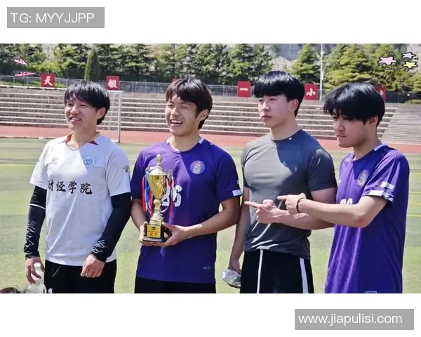 全国大学生足球联赛球星风采展现青年力量助力校园体育发展