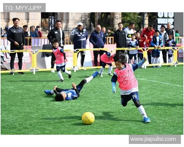 亲临现场观赏世界足球巨星绿茵对决体验巅峰赛事魅力